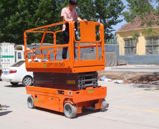 金溪移动式升降平台规格与使用规范