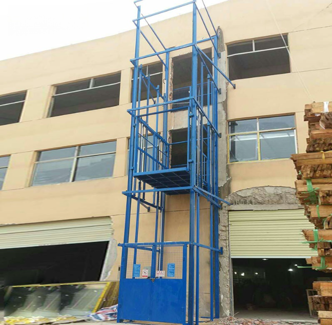 金溪建材厂室外物料提升